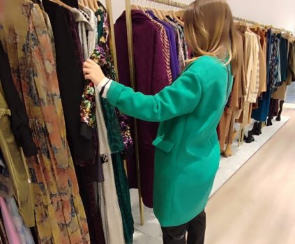 personal shopping en magasin vera cardoso conseil en image coach en image styliste personnelle personal shopper in paris